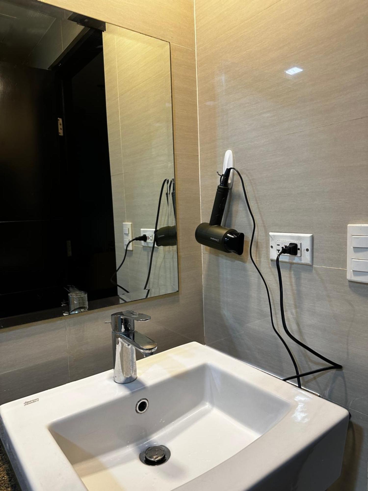 81 Newport Blvd Cluster 4 Unit B 3Rd Flr By Rechelle Nunag Πασάι Εξωτερικό φωτογραφία